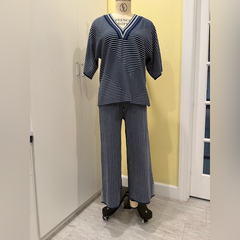 CHICOS Two-Piece Knit Set